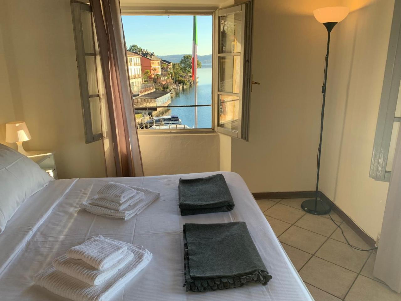 -Ortaflats- Appartamento Belvedere Orta San Giulio Bagian luar foto